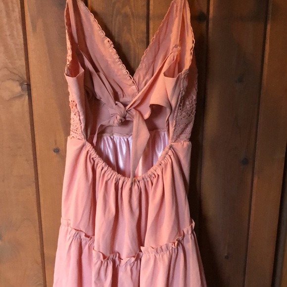 Dress - Picture 3 of 3